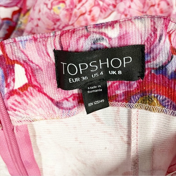 TOPSHOP | Rose Print Lantern Dress - Picture 6 of 13